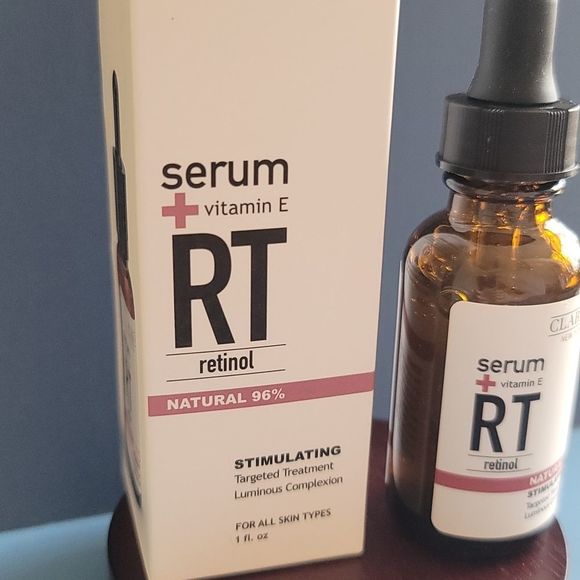 Clara's New York Retinol Serum - Picture 2 of 8